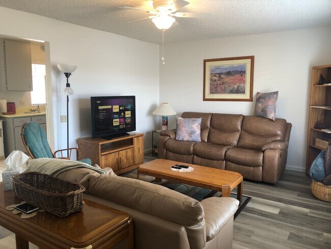 Building Photo - 768 Leisure World