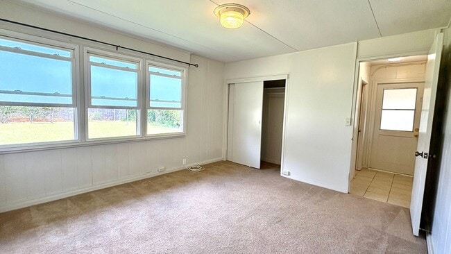 Building Photo - Available Now!! 3 BED/2.5BA + Large Carport, Yard!!