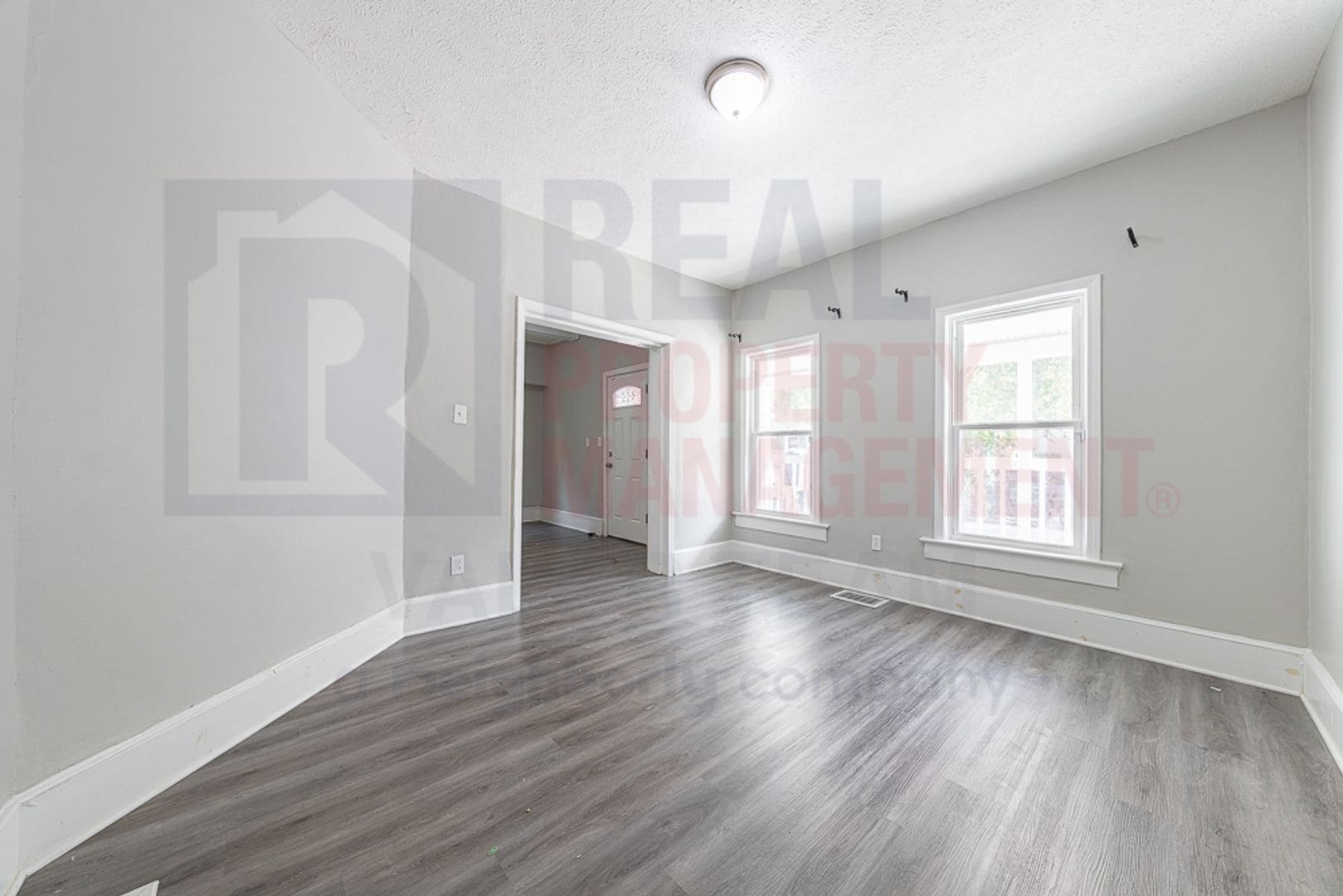 Building Photo - 1566 Winchester Ave