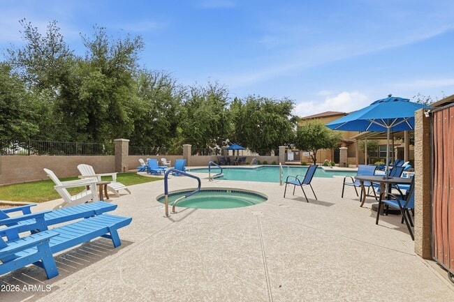 Building Photo - 14870 W Encanto Blvd