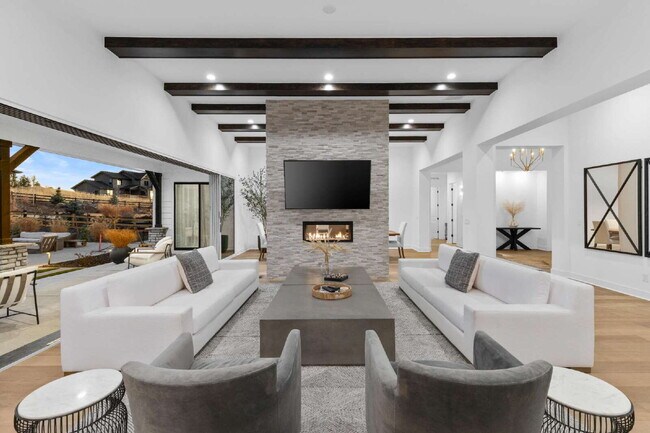 Building Photo - Colorado Luxury Redefined | Custom Ranch with Exceptional Outdoor Living & Designer Finishes