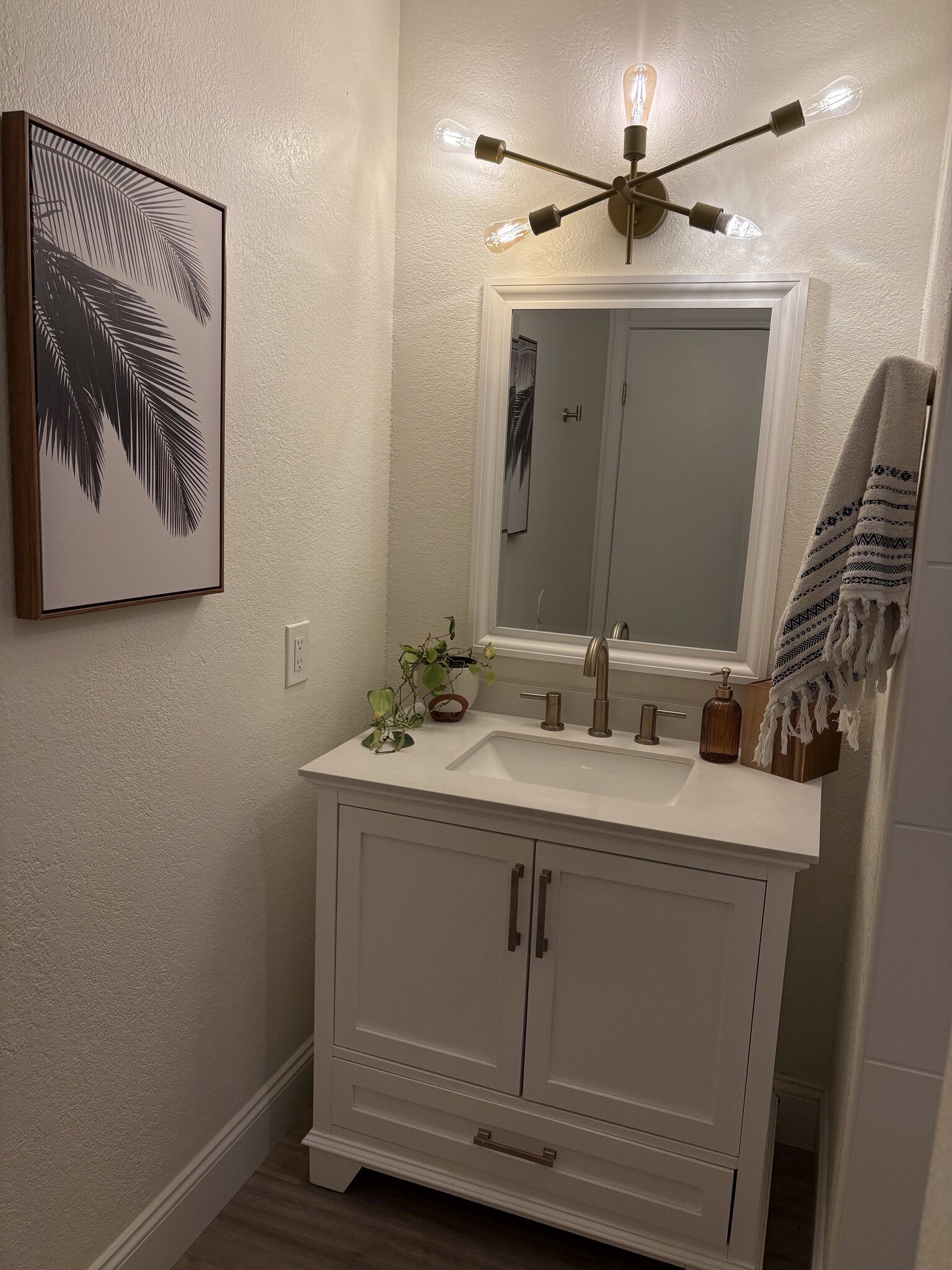 Building Photo - 13724 Ruette Le Parc