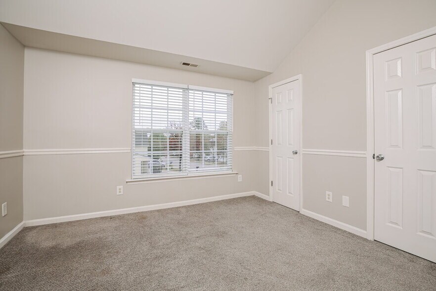 Building Photo - 1303 Cricket Ridge Dr