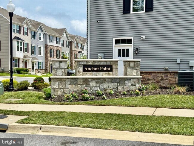 Building Photo - 70 Caswell Dr