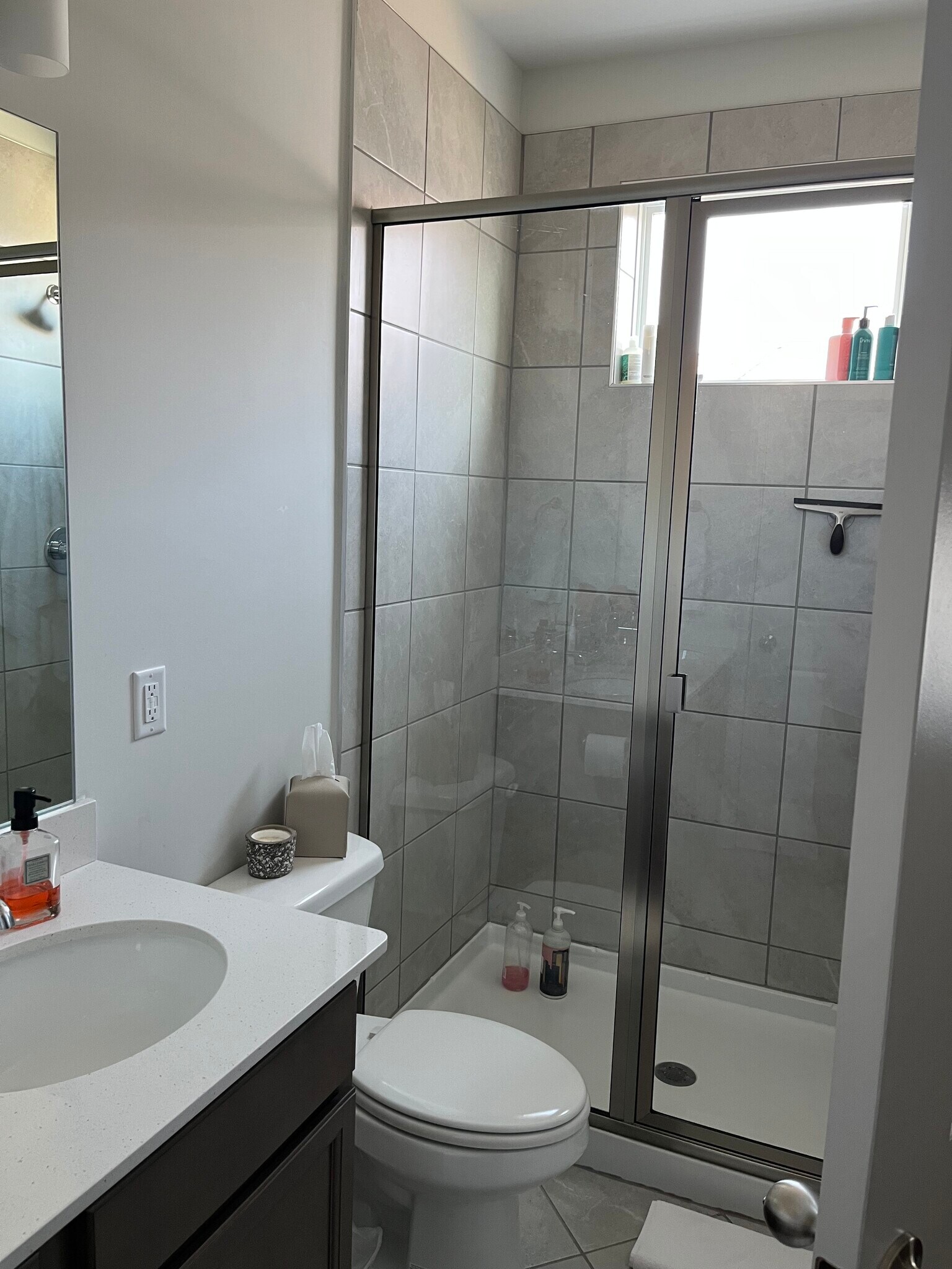 Master Bath - 164 Burkitt Commons Ave