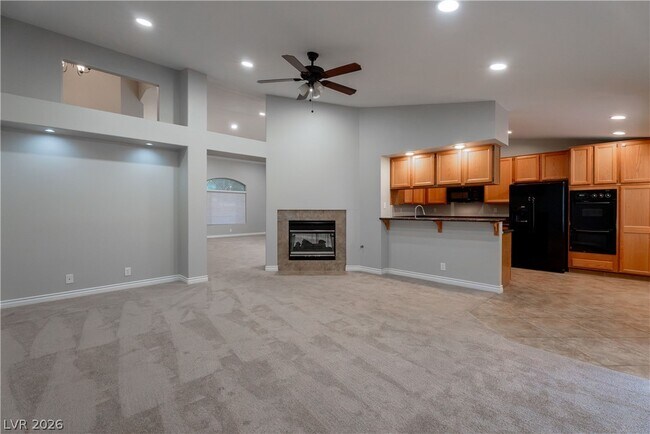 Building Photo - 10024 Sail Landing Ct