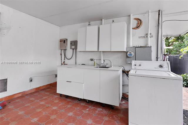 Building Photo - 450 NW 40th Ct