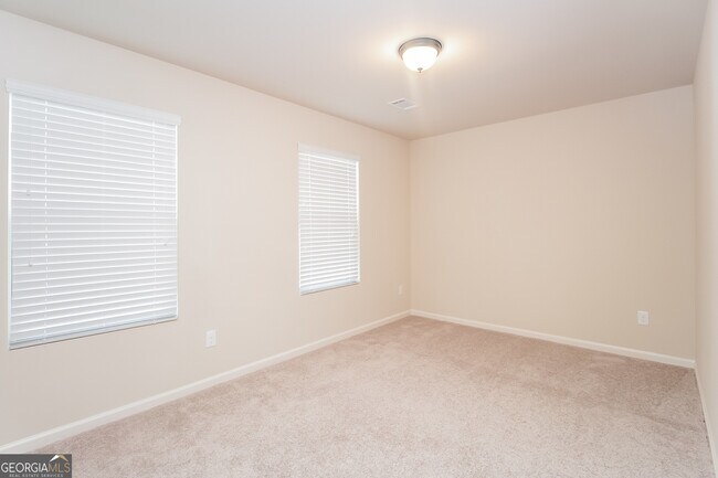 Building Photo - 355 Sunflower Ln