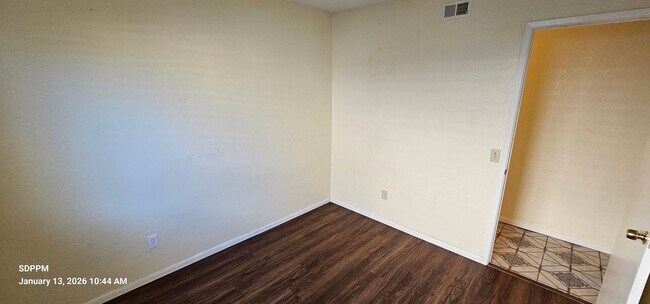 Building Photo - MIRA MESA / SAN DIEGO - Nice 4 Bedroom / 2 Bath House.  AVAILABLE NOW.