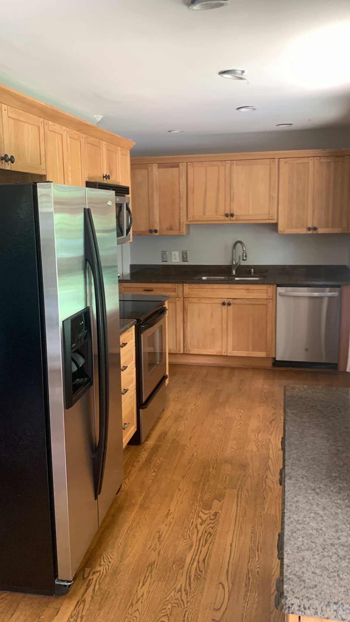 Building Photo - 619 Crieve Rd