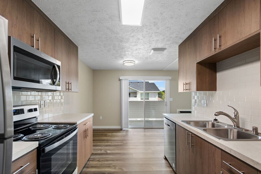 Building Photo - Castlegate Apartments