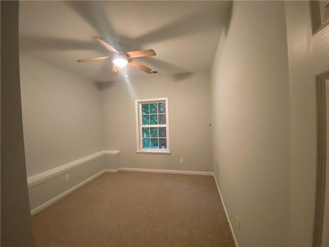 Building Photo - 12945 Morningpark Cir