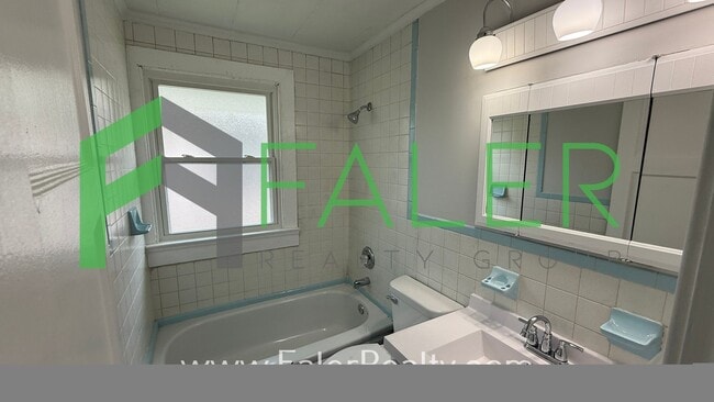Building Photo - Charming and Ready to call home!