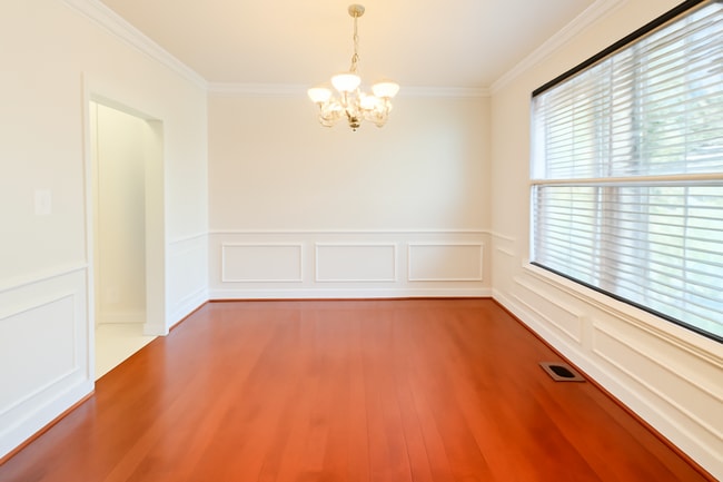 Building Photo - 3164 Lawrin Ct