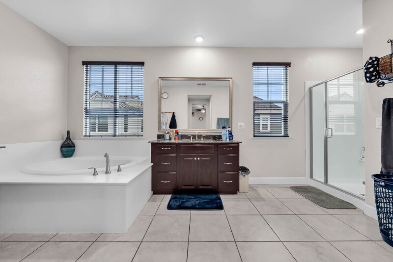 Building Photo - 33 Irby Ranch Dr