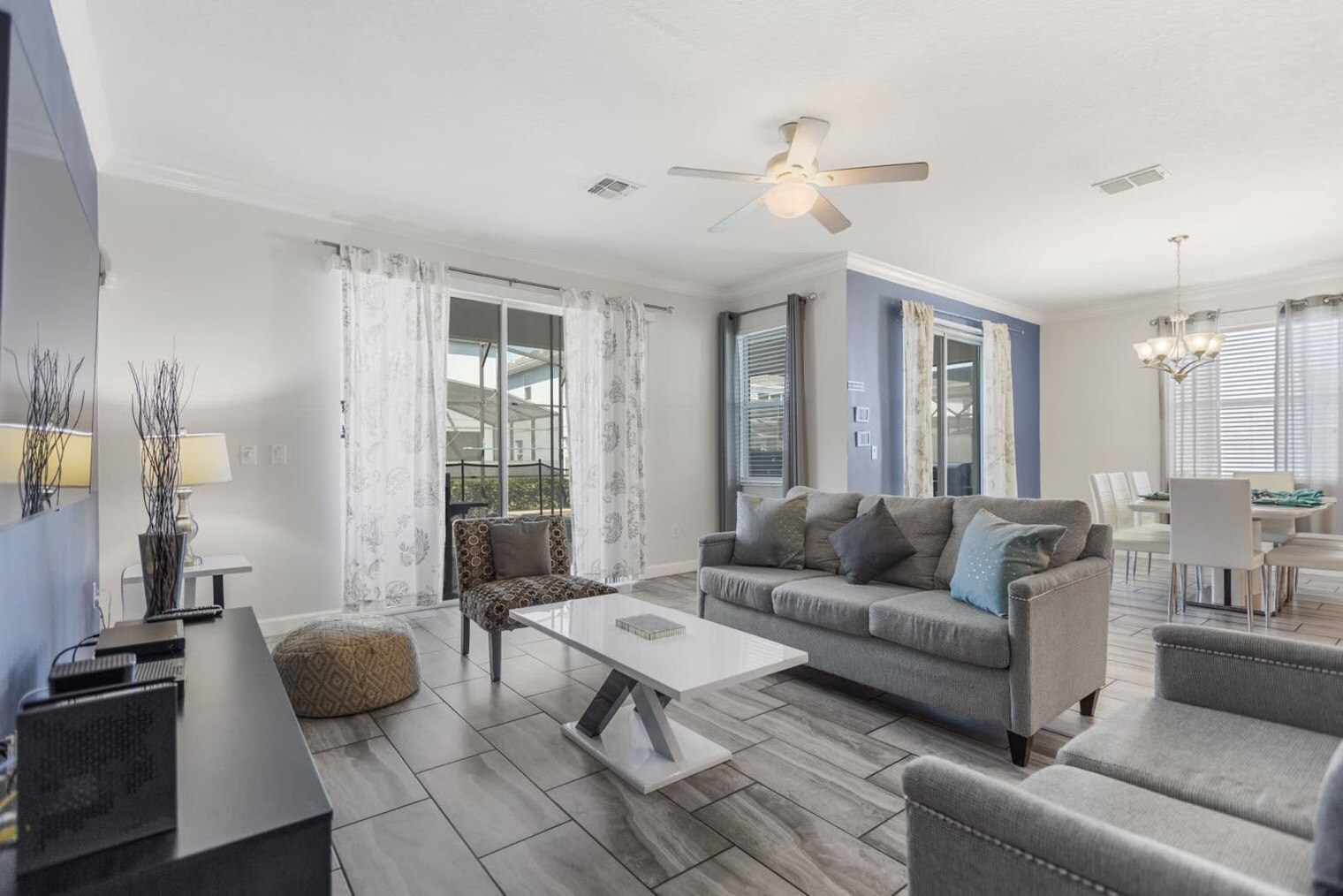 Building Photo - 4718 Kings Castle Cir