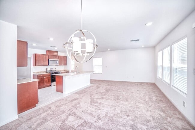 Building Photo - MOVE-IN READY! AMAZING 2023 3-BEDS 2.5 BAT...