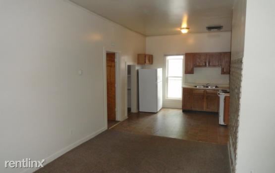 Building Photo - 2 br, 1 bath  - 301 S Saginaw St
