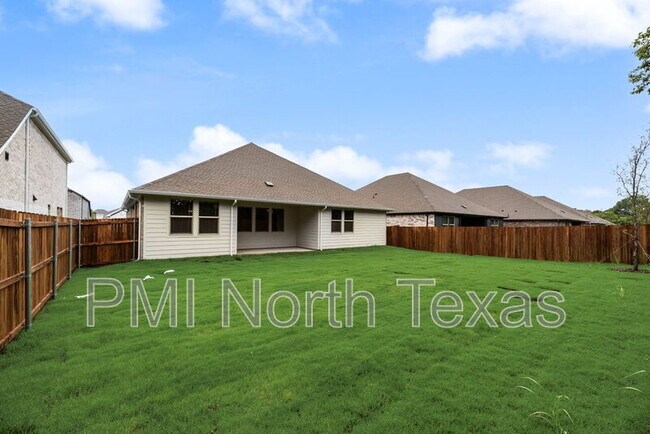 Building Photo - 1404 Winters Wy