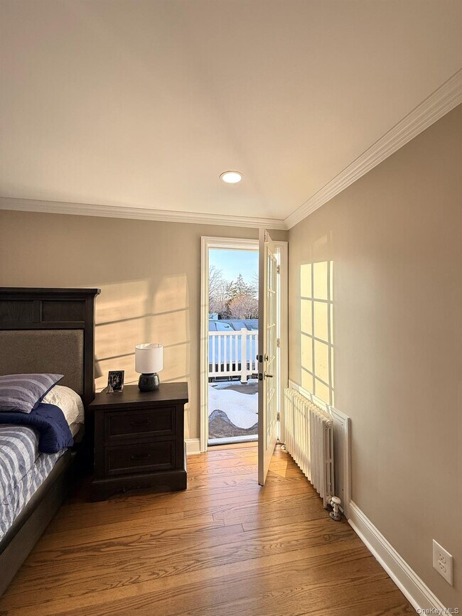 Building Photo - 201 Sydney Ave