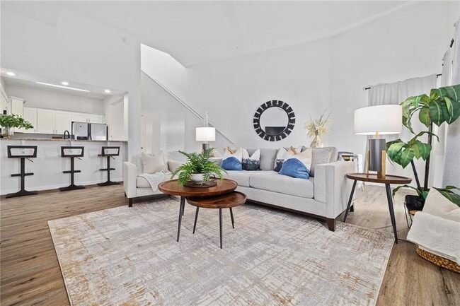 Building Photo - 9415 Citrus Glen Pl