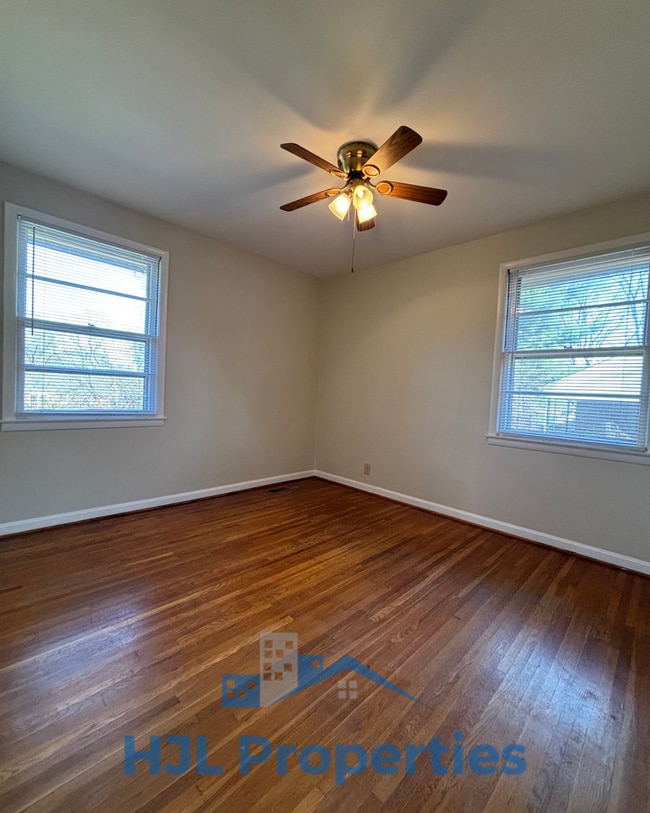 Building Photo - Gorgeous Donelson Ranch Home!