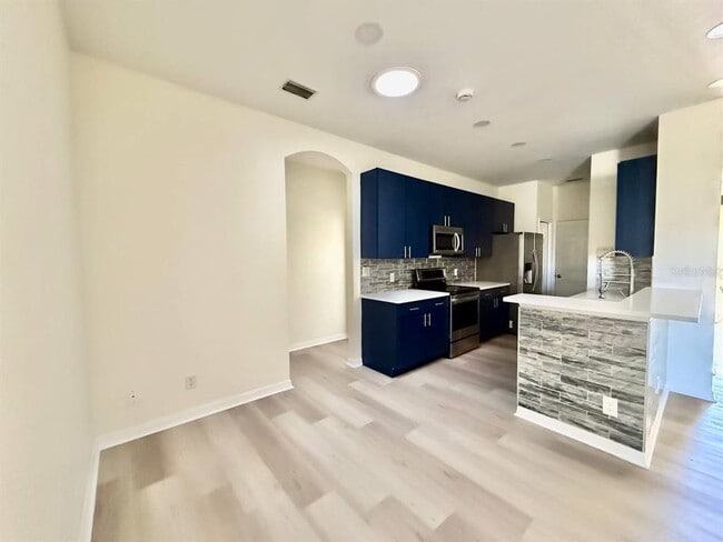 Building Photo - 8530 Alexandra Arbor Ln