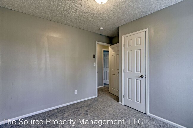 Building Photo - 3 br, 1.5 bath House - 2941 Swing Station Wy