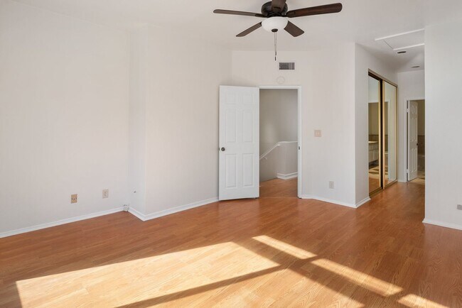 Building Photo - 4339 Nobel Dr