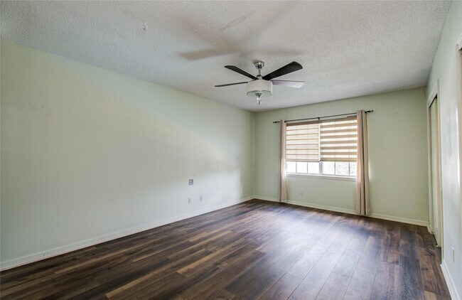 Building Photo - 2700 Bellefontaine St