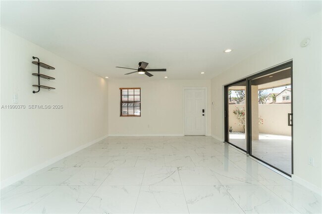 Building Photo - 11229 SW 132nd Ct W