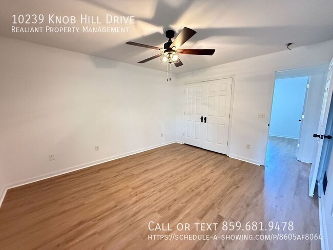 Building Photo - 10239 Knob Hill Dr