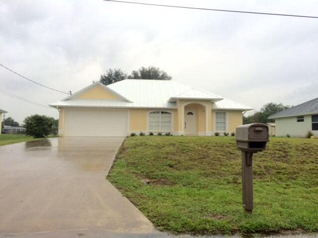 Building Photo - 3832 SW Hale St