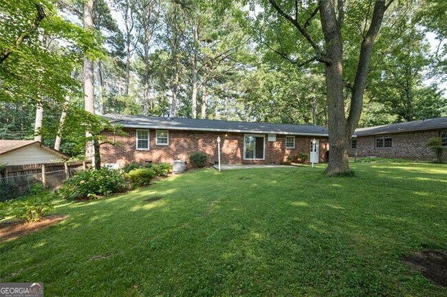Building Photo - 4044 Forrestal Dr
