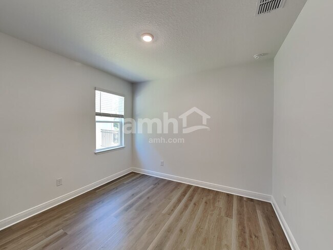 Building Photo - 14618 Cedar Trunk Ter