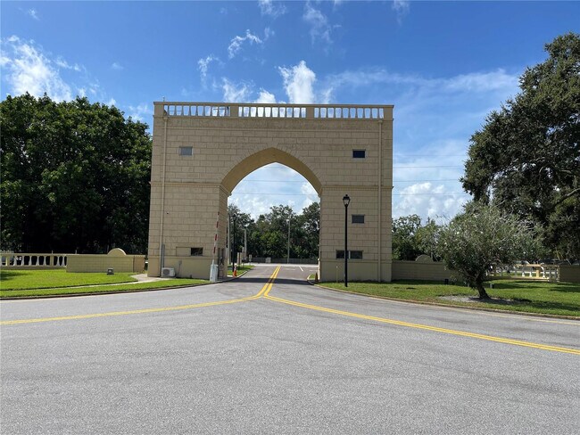 Building Photo - 2383 Netherlands Dr