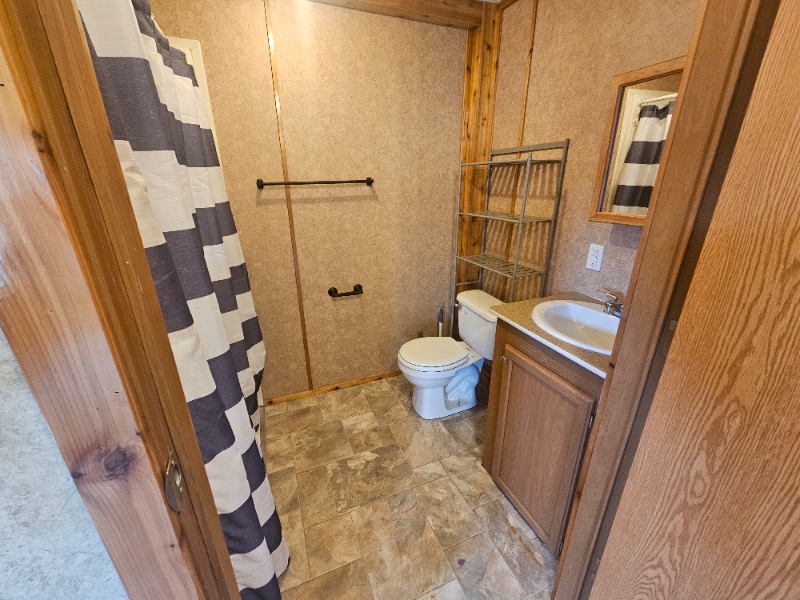 Building Photo - 364 Price Rd