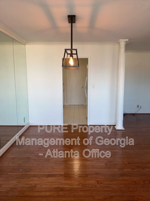 Building Photo - 215 Piedmont Ave NE