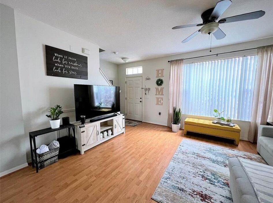 Building Photo - 10946 Black Swan Ct