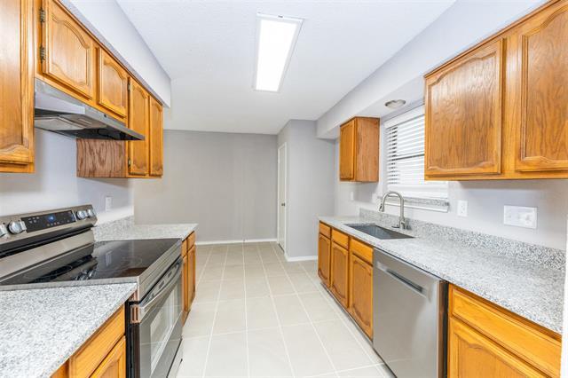 Building Photo - 1017 Bass Dr