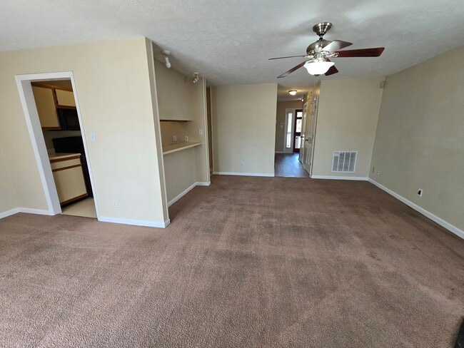 Building Photo - 2709 Preston Woods Ln