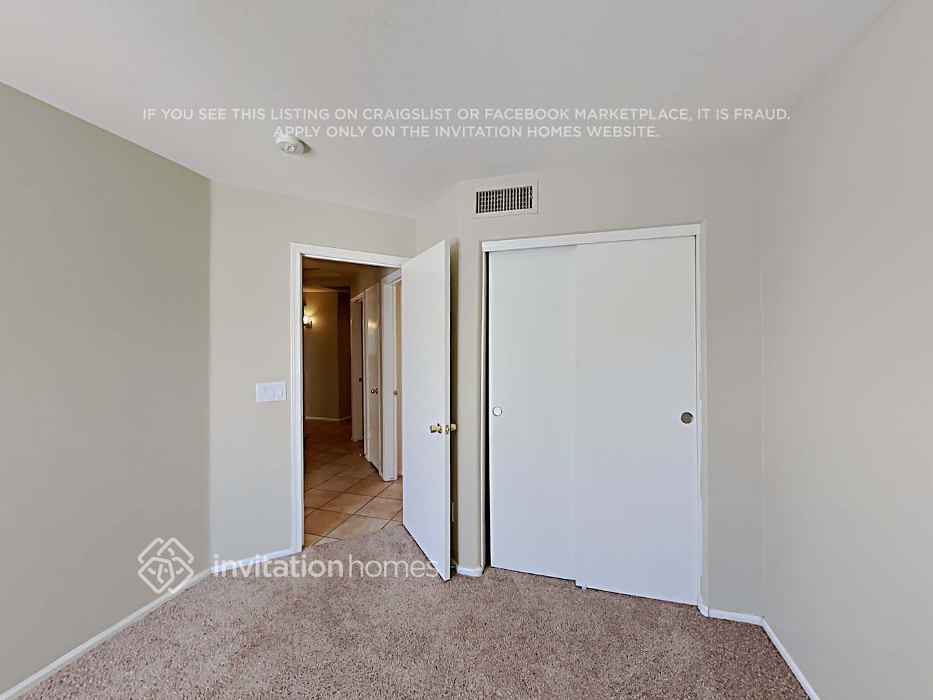 Building Photo - 16661 W Latham St