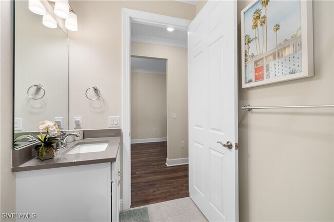 Building Photo - 9799 Everglades Dr