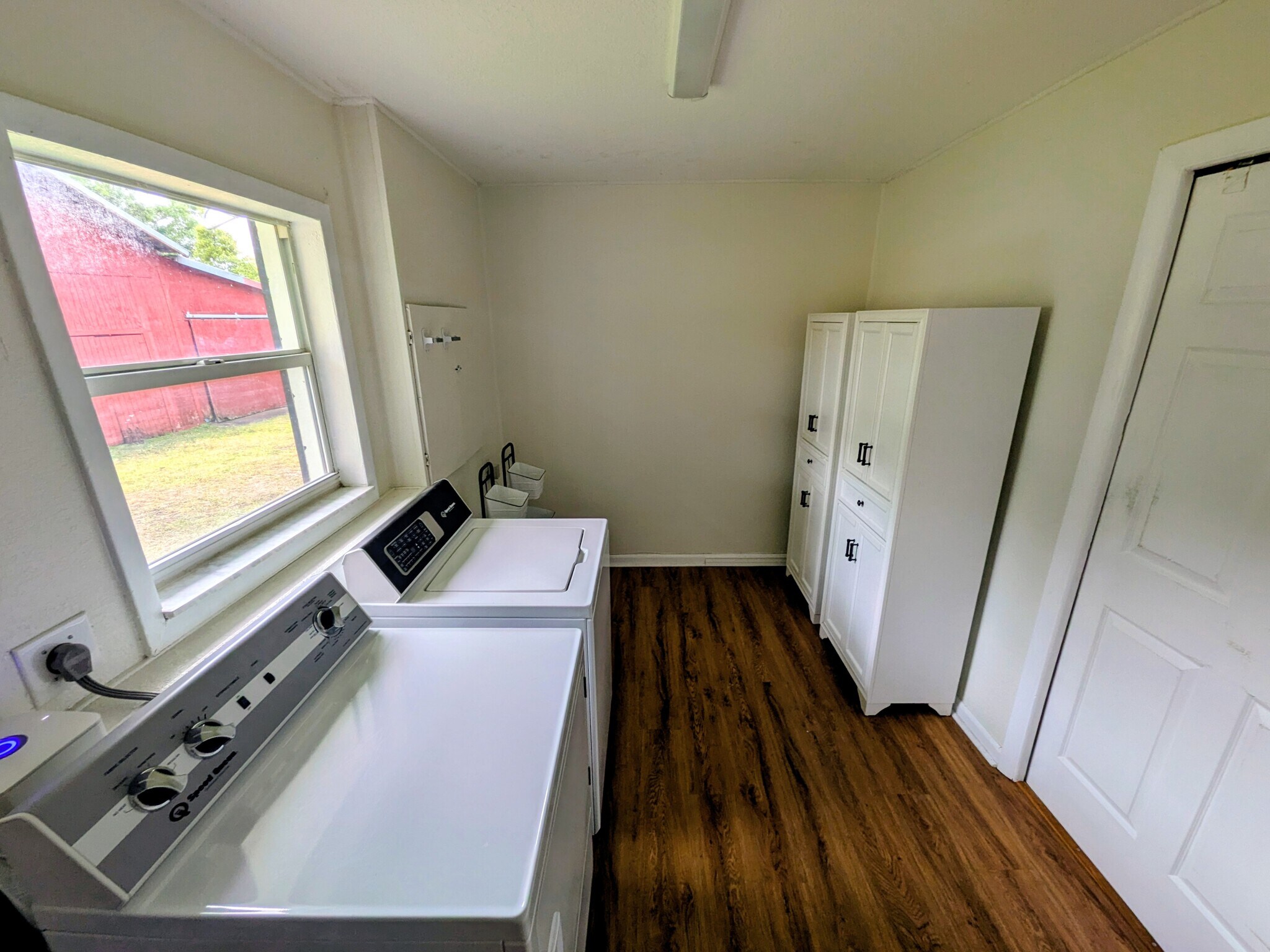 Building Photo - 5740 Floy Dr