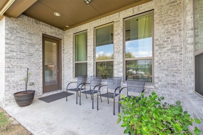 Building Photo - 3511 Solaro Ln