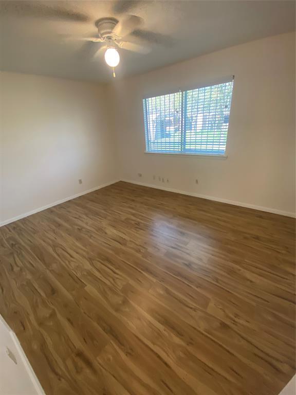 Building Photo - 2402 Dove Springs Dr