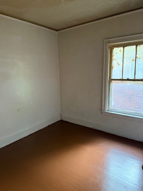 Building Photo - 3239 Tyler St