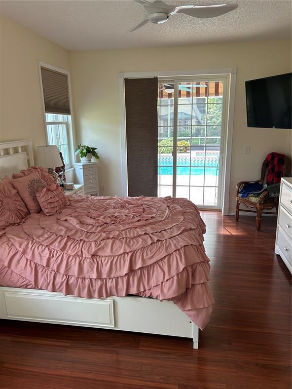 Building Photo - 2670 Resnik Cir W