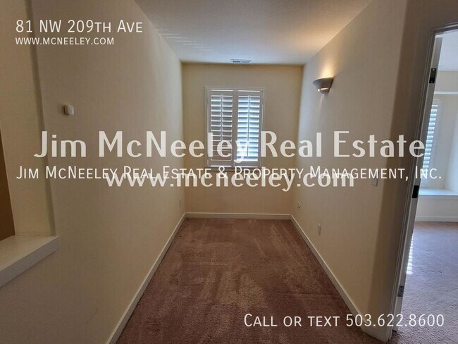 Building Photo - 81 NW 209th Ave