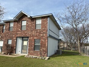 Building Photo - 2607 Schulze Dr